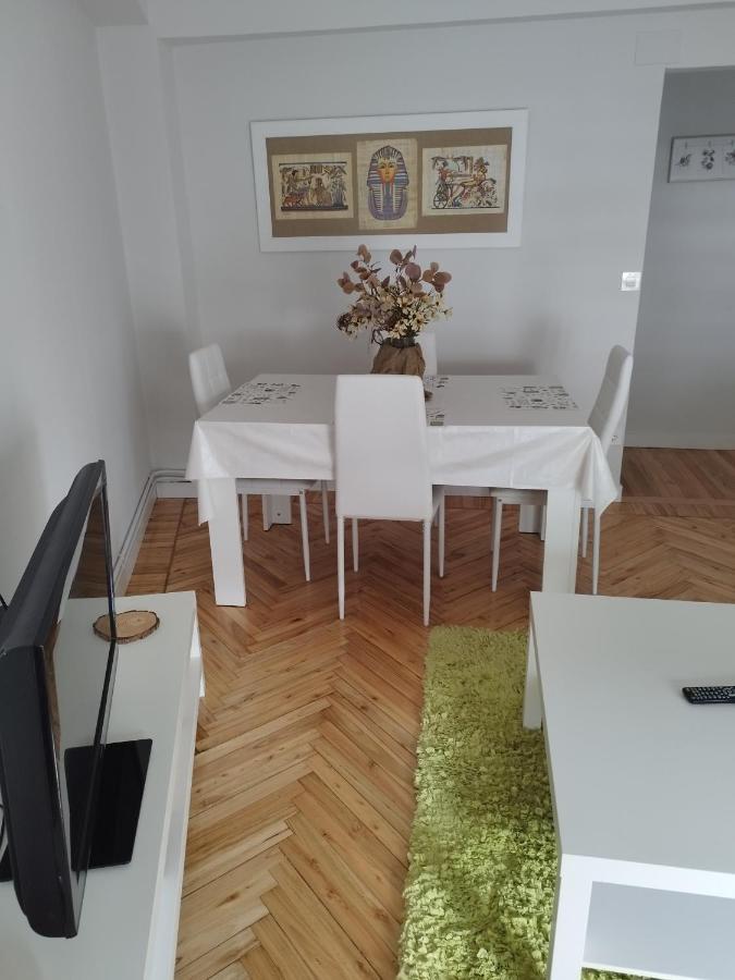 Apartamento Casa Angela Santoña Habitación foto